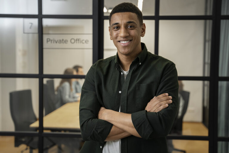 Primeiros passos na advocacia: o que fazer após pegar a OAB